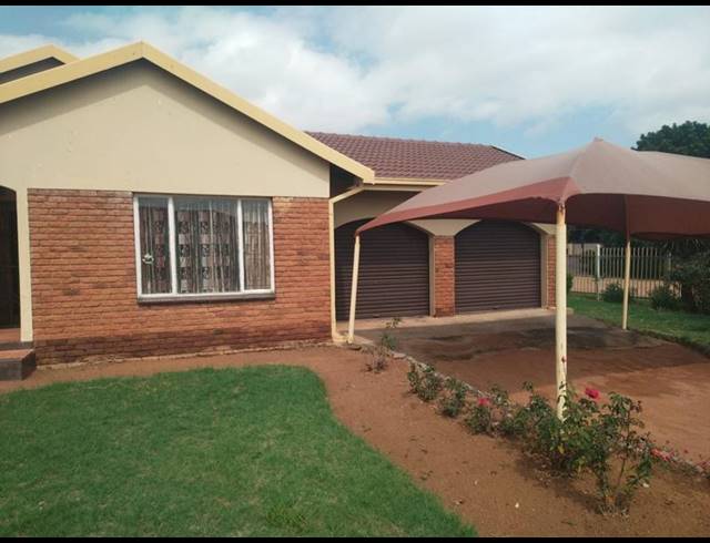 4 BEDROOM PROPERTY TO RENT IN MANKWENG